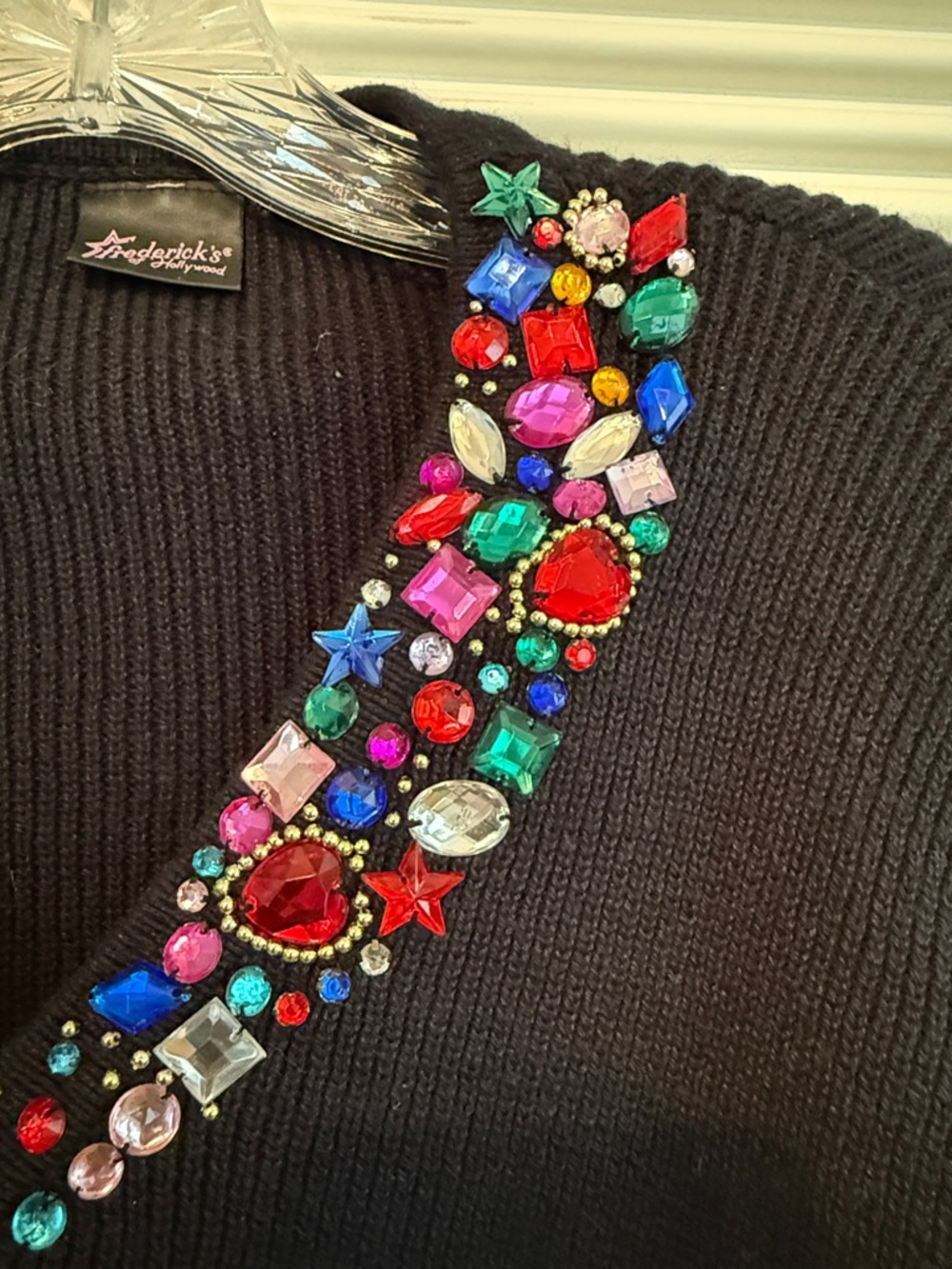FREDERICK’S OF HOLLYWOOD Vintage Black V-Neck Sweater with Multicolor Jewel Trim - Picture 3 of 7